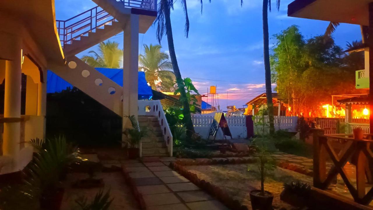 Oasis Beach Resort Agonda Exterior photo